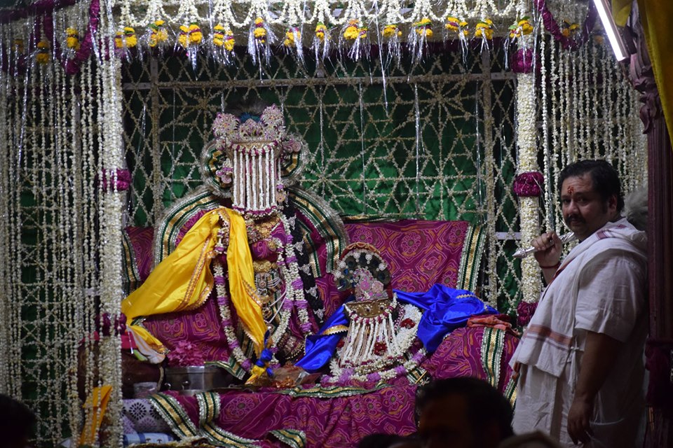 Sri Sri Radha Vallabh Chandan Yatra and Vivah Utsav, Vrindavan